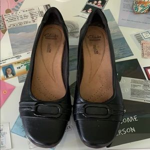 CLARKS BLACK FLATS